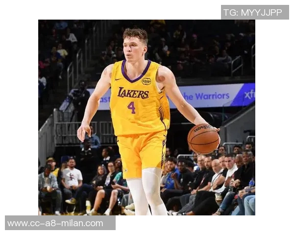 莫布里半场状态低迷仅得7分失误频繁表现令人失望